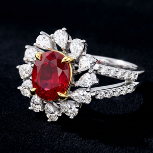 Bague de fiançailles de luxe avec halo floral, pierre centrale en rubis rouge ovale, grappe de diamants taille poire, à double sangle, bijoux personnalisés OEM ODM - Product Image 1