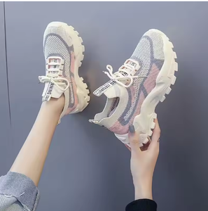 รองเท้าลำลองผู้หญิงสไตล์เกาหลีแบบใหม่ รองเท้าทรง Daddy Shoes ผ้าตาข่ายระบายอากาศได้ดี รองเท้ากีฬา - Product Image 1