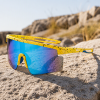 Lunettes de soleil de sport tendance anti-vent UV400, légères et confortables, monture intégrale carrée, verres monobloc pour activités de plein air