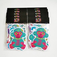 Autocollants personnalisés résistants aux UV et imperméables avec logo imprimé sur carte de tête, autocollants en vinyle découpés à la forme, sacs ou packs d'autocollants sur mesure