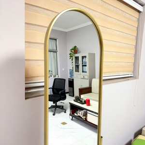 <span class=keywords><strong>Specchio</strong></span> da Terra Ovale Girevole di Lusso <span class=keywords><strong>con</strong></span> <span class=keywords><strong>Cornice</strong></span> in Metallo Dorato, Design Moderno e Durevole per Arredamento Casa - Product Image 3