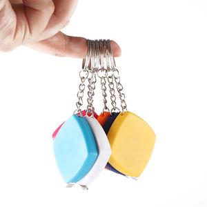 Gantungan Kunci Meteran Pita Mini Baja 3 Kaki 1 <span class=keywords><strong>Meter</strong></span>, Gantungan Kunci Logo Area Kustom Besar dengan Wadah Plastik ABS - Product Image 5