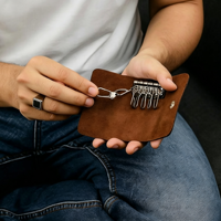PavinCrafter Funda para llaves de cuero genuino con 6 ganchos y cierre a presión, color marrón, multifunción |   Diseño de billetera compacta para hombres y mujeres