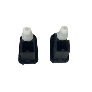 Boquillas de Lavaparabrisas Ford CJ5417666AB CJ5Z17603A Mecánicas de Plástico para Escape Edge Kuga 2013 2019 - Product Image 2