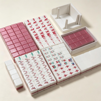 Ensemble de Mahjong en cristal rose moderne de luxe, design sur le thème de Noël - Tuiles en acrylique de qualité supérieure pour 2 à 4 joueurs, cadeaux de Noël, jeux de fête