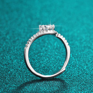Oahlan Hoge Kwaliteit 925 Sterling Zilver Verstelbare Dames Verloving Trouwring Met 1.0ct Moissanite Prong Instelling - Product Image 2