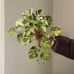 Plante artificielle Monstera Deliciosa en feuille suspendue, orange rouge, branche unique, décoration murale pour la maison, fleur en plastique et soie - Product Image 3