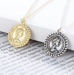 Joyería fina de moda personalizada, collar romano de moneda con retrato de Reina occidental en relieve de Plata de Ley 925 personalizado - Product Image 5