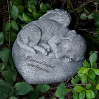 Vente en gros de pierre commémorative en résine pour chien graveur laser personnalisé statue d'angle en résine pour chien décoration de jardin