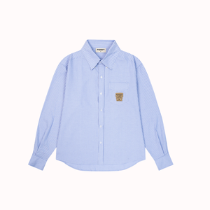 เสื้อเชิ้ตอ็อกซ์ฟอร์ดสีน้ำเงินเข้มทรงปกติ ดีไซน์อเนกประสงค์ในโทนสีน้ำเงินเด่นชื่อเสียง พร้อมโลโก้หนังนูนและลายปักด้านหลัง - Product Image 1