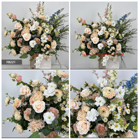 Centre de table DKB, arrangements floraux élégants, boule de fleurs artificielles blanches pures pour la décoration de table de mariage en plein air