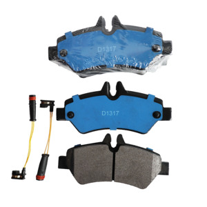 DSS <span class=keywords><strong>Plaquette</strong></span> <span class=keywords><strong>de</strong></span> <span class=keywords><strong>frein</strong></span> céramique haute performance sans bruit avec capteur <span class=keywords><strong>de</strong></span> <span class=keywords><strong>plaquette</strong></span> <span class=keywords><strong>de</strong></span> <span class=keywords><strong>frein</strong></span> plaquettes <span class=keywords><strong>de</strong></span> <span class=keywords><strong>frein</strong></span> <span class=keywords><strong>de</strong></span> voiture D1317 pour MERCEDES BENZ - Product Image 3