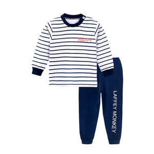 Ropa Infantil China de Diseño, Conjuntos de Uniformes con Rayas y Estampado de Letras - Product Image 1