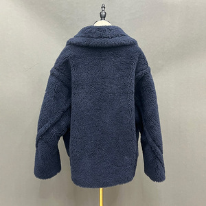 Cappotto in lana allentata in <span class=keywords><strong>Shearling</strong></span> di pecora di moda calda cappotto da orsacchiotto corto caldo caldo antivento - Product Image 2