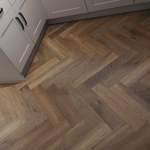 Parquet en chêne contrecollé AVANTIMORA EN717-1 multicouche, qualité AB, antidérapant, à joint T&G, 15 mm, motif chevrons, pour bâtiments commerciaux - Product Image 1