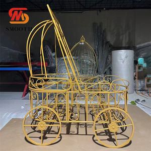 SMOOTH Gold Carrosse de mariage en fer forgé, style Citrouille de Cendrillon, Carrosse royal - Product Image 2