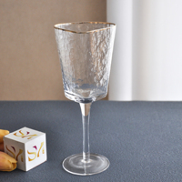 Verres à vin et à champagne en cristal texturé martelé vintage avec bordure dorée pour la décoration de table de mariage et de banquet