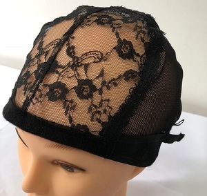 หมวกวิกผมตาข่ายไนลอนสีดำเบจ ระบายอากาศได้ดี พร้อมสายรัดปรับได้ สำหรับงานปาร์ตี้- หมวกซับในวิกผมสำหรับผู้ใหญ่แบบยูนิเซ็กซ์ แพ็คใหญ่ - Product Image 2
