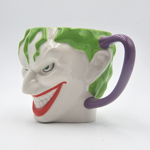 Halloween Horror Comics Green Hair the Joker Evil Smile 3D Taza de cerámica esculpida taza Joker cara forma café tazas de cerámica - Product Image 3