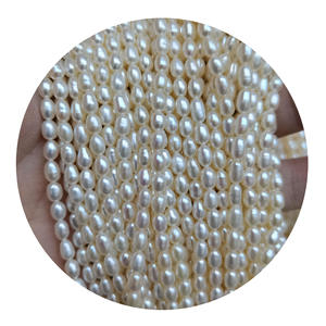 สร้อยคอมุกน้ำจืดธรรมชาติทรงข้าวสารสีม่วง ขนาด 3-4 มม. แบบกึ่งสำเร็จรูป พร้อมเม็ดมุกแบบหลวม - Product Image 5