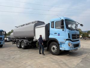 Camion-citerne de ravitaillement en carburant de haute qualité CLW Chassis 6*4 Jet A1, ravitailleur mobile d'aviation à pression par gravité - Product Image 6