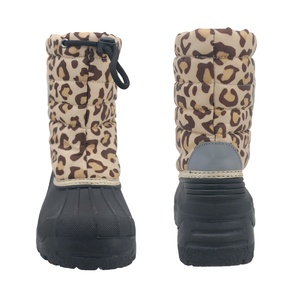 YLK3515 Bottes d'hiver pour enfants, garçons et filles, mode en gros, bottes d'extérieur chaudes, imperméables, antidérapantes, pour temps froid. - Product Image 3