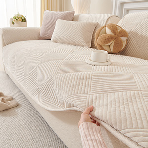 Funda de Sofá Moderna de Felpa Corta para Invierno, Antideslizante, Acolchada Geométrica, Gruesa, para Sofá Seccional - Product Image 4