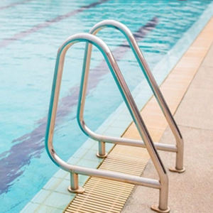 Échelle de <span class=keywords><strong>piscine</strong></span> <span class=keywords><strong>petite</strong></span> main courante couverture amovible mains courantes de <span class=keywords><strong>piscine</strong></span> - Product Image 2