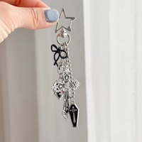 Porte-clés Gothique Original, Breloque de Sac Vintage en Forme de Croix, Pendentif Cœur Sombre Creux avec Nœud, Accessoires de Sac, Cadeau pour Femme et Fille