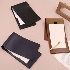 Porta Tarjetas de Puntuación Portátil, Reutilizable, Funda de Cuero PU para Libreta de Yardas, Accesorios de Golf, Regalos - Product Image 1