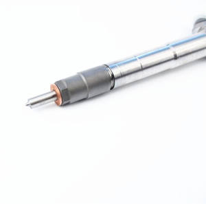 Professional common-rail-injektor 16600-VM00D diesel <span class=keywords><strong>fuel</strong></span> injection teile kraftstoff injektor 095000-6240 - Product Image 2