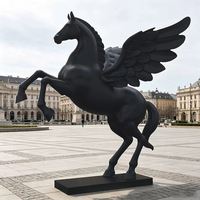 Vente d'usine : Statue de cheval en résine de fibre de verre grandeur nature avec ailes, pour jardin et parc extérieur