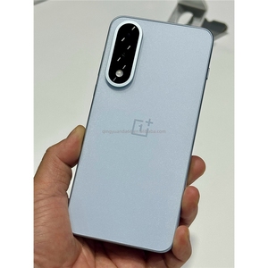 OnePlus Ace 5 Ultra หน้าจอ 6.83 นิ้ว 144Hz AMOLED ชิปประมวลผล Dimensity 9400+ Octa Core กล้อง 50MP แบตเตอรี่ 6700mAh รองรับการชาร์จเร็ว 5G CDMA สมาร์ทโฟนสำหรับเล่นเกม - Product Image 5