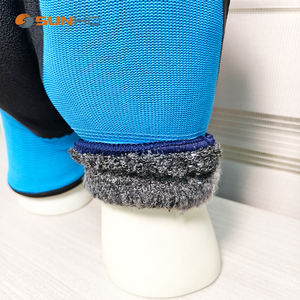 Échantillon gratuit EPI <span class=keywords><strong>Gants</strong></span> de soudage CE <span class=keywords><strong>Gants</strong></span> de travail chauds isolés <span class=keywords><strong>Gants</strong></span> d'hiver/thermiques <span class=keywords><strong>Gants</strong></span> résistants à la chaleur/au froid - Product Image 2