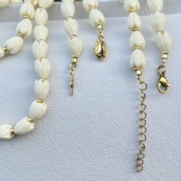 Collier de perles de fleurs de Pikake blanc ivoire, collier de coquillages de magnolia en poudre de corail hawaïen, bijoux pour mariage à la plage, remise de diplôme