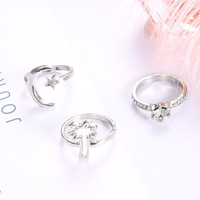 KR-77 Ensemble de 3 bagues en alliage métallique pour femme, style simple, finition miroir, motifs étoile, lune et cocotier, couleur argent