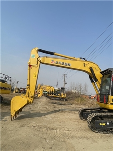 Excavadora de cadenas pequeña Komatsu PC160 usada en buen estado, año 2023, 16 toneladas de peso, con motor original y pocas horas de uso. - Product Image 1