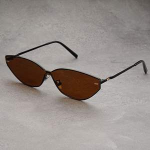 <span class=keywords><strong>Gafas</strong></span> <span class=keywords><strong>Hippies</strong></span> de Metal de Moda al por Mayor para Hombre y Mujer, Protección UV400, <span class=keywords><strong>Gafas</strong></span> <span class=keywords><strong>Hippies</strong></span> Retro Coloridas, <span class=keywords><strong>Gafas</strong></span> de Sol Clásicas de Metal para Fiesta - Product Image 5