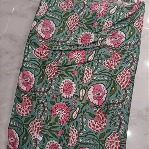 ผ้าฝ้ายพิมพ์ลายหรูหราเป็นมิตรกับสิ่งแวดล้อม ลายดอกไม้ทำมือ ย้อมสีธรรมชาติ สำหรับเสื้อผ้า ผ้าม่าน ผ้าหุ้มเบาะ เนื้อผ้านุ่ม - Product Image 1