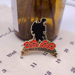 GREPAS PRESENTES personalizados A Primeira Guerra Mundial Papoulas lapela <span class=keywords><strong>Pins</strong></span> - Product Image 2