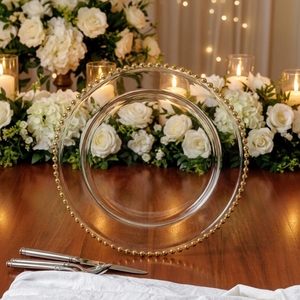 Assiette de présentation <span class=keywords><strong>en</strong></span> <span class=keywords><strong>verre</strong></span> à bordure perlée dorée, raffinée, robuste et transparente, pour la location événementielle et les dîners de mariage - Product Image 1