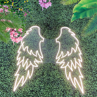 Koncept Drop Shipping Meilleures ventes Enseigne néon LED décorative murale suspendue en acrylique rose avec lettres néon personnalisées en forme d'ailes