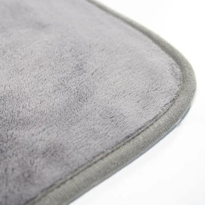 Bán Buôn Tùy Chỉnh Minky Sang Trọng Màu Đen Lông Cừu Và Cổ Gối 2 Trong 1 Máy Bay Đặt Microfleece Du Lịch Chăn Với Dây Kéo Túi - Product Image 5