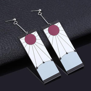 Pendientes de <span class=keywords><strong>Tanjiro</strong></span> de Demon Slayer, Ganchos de Acrílico para las Orejas, Joyería de Cosplay de Anime, Regalo, Llavero de Metal - Product Image 2
