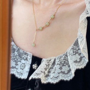 Collier réglable en jade de Hotan naturel enveloppé d'or 14 carats fait à la main, délicat, chaud et humide avec un motif luxueux pour un petit public - Product Image 4