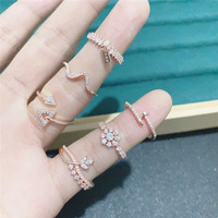Bagues de Doigt Plaqué Or, Argent et Or Rose à Bas Prix, Styles Mélangés en Gros, Bagues Glaçées en Zircon et Diamant CZ