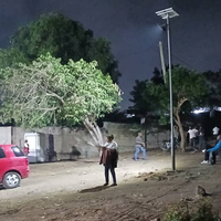 Projecteur solaire LED intelligent en aluminium pour extérieur, jardin, allée, cour, pelouse, garage, stade, étanche IP65, 200W