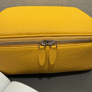 Sac de toilette en cuir véritable personnalisé avec logo, accessoires de voyage portables, pochette cosmétique, rangement, trousse de maquillage - Product Image 5