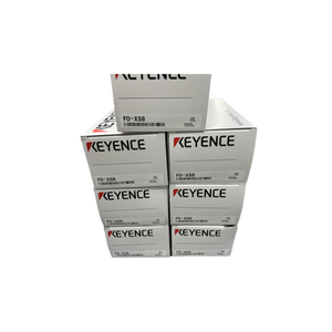Capteur de débit de type pince KEYENCE FD-XS8, débit nominal de 8 L par minute, avec garantie d'un an - Product Image 3