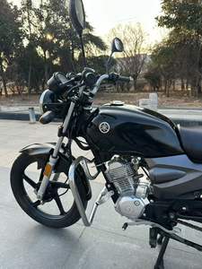 Motocicleta Yamaha Sky Blade de 125cc a Gasolina - Eficiente en Consumo de Combustible, Duradera y una Buena Inversión - Product Image 4